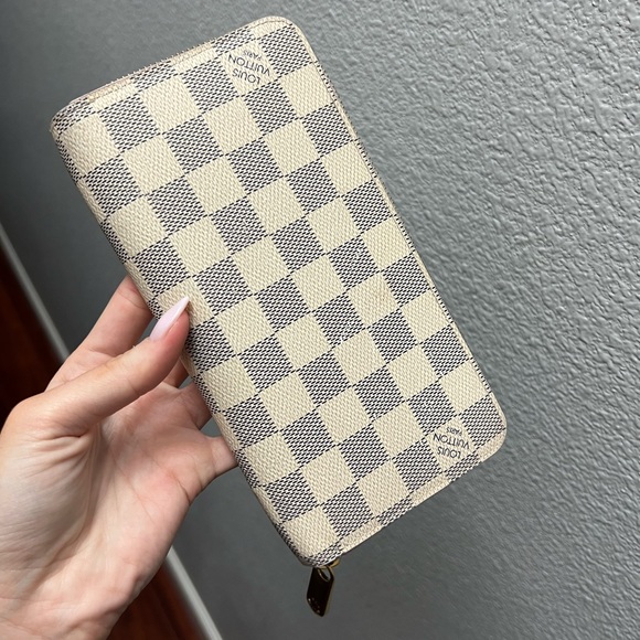 Louis Vuitton Accessories - Louis Vuitton Wallet